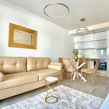 Apartment Eastlake