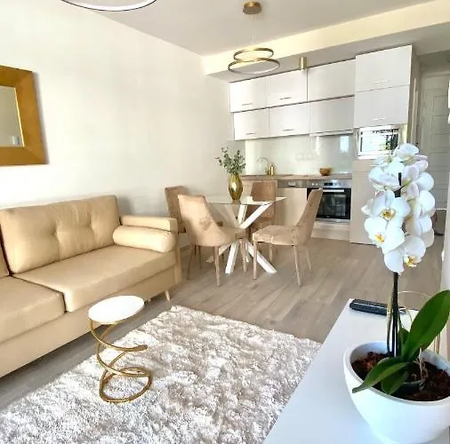 Eastlake Apartman Alsóörs